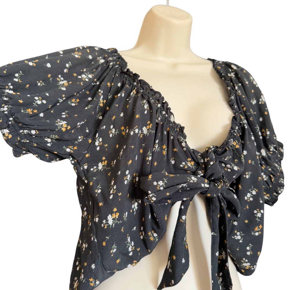 American Eagle Floral Puff Sleeve Tie Front Crop Top Black XL NWT - Picture 5 of 13